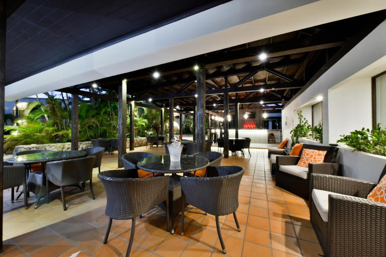 Talk Of The Town Beach Hotel & Beach Club By Gh Hoteles Oranjestad Luaran gambar