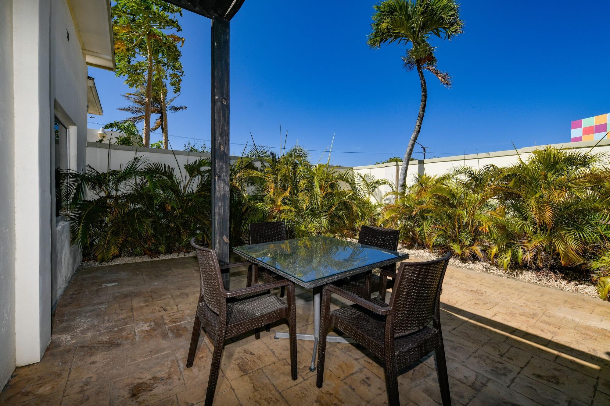 Talk Of The Town Beach Hotel & Beach Club By Gh Hoteles Oranjestad Luaran gambar