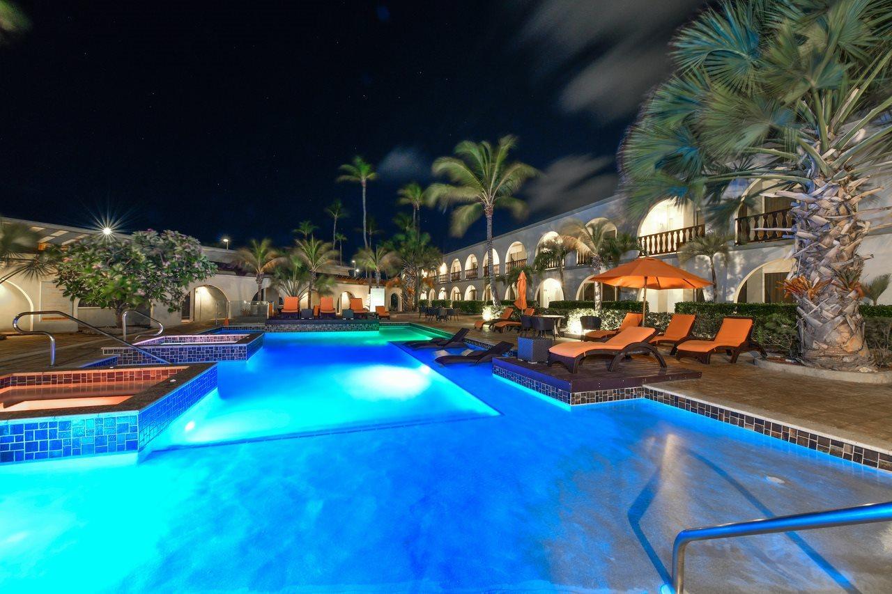 Talk Of The Town Beach Hotel & Beach Club By Gh Hoteles Oranjestad Luaran gambar