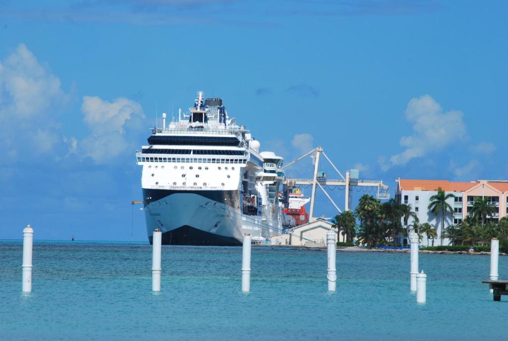 Talk Of The Town Beach Hotel & Beach Club By Gh Hoteles Oranjestad Luaran gambar