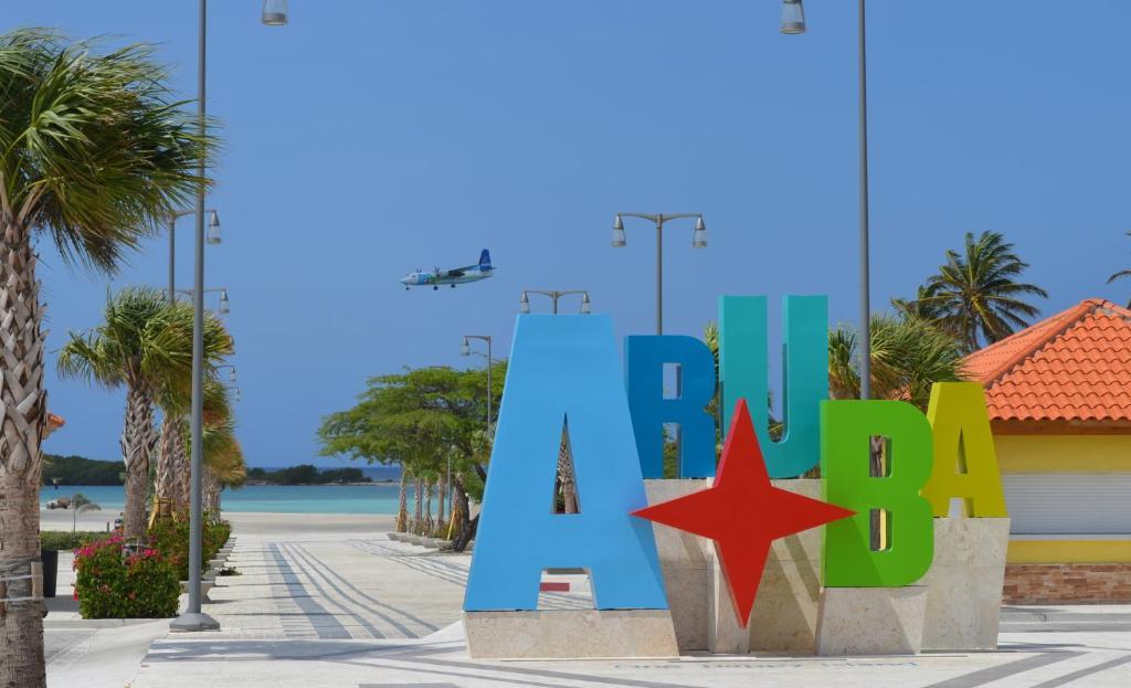 Talk Of The Town Beach Hotel & Beach Club By Gh Hoteles Oranjestad Luaran gambar